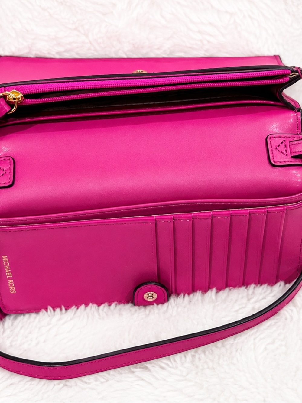 Michael Kors Pebbled Leather Wallet Crossbody Purse Pink Fuchsia - Picture 6 of 6